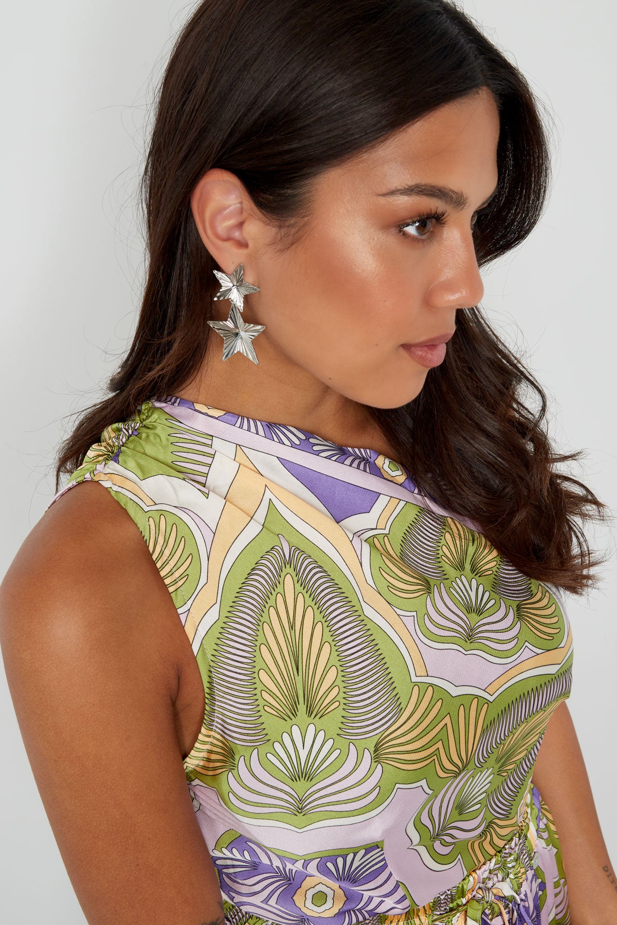 One shoulder body print