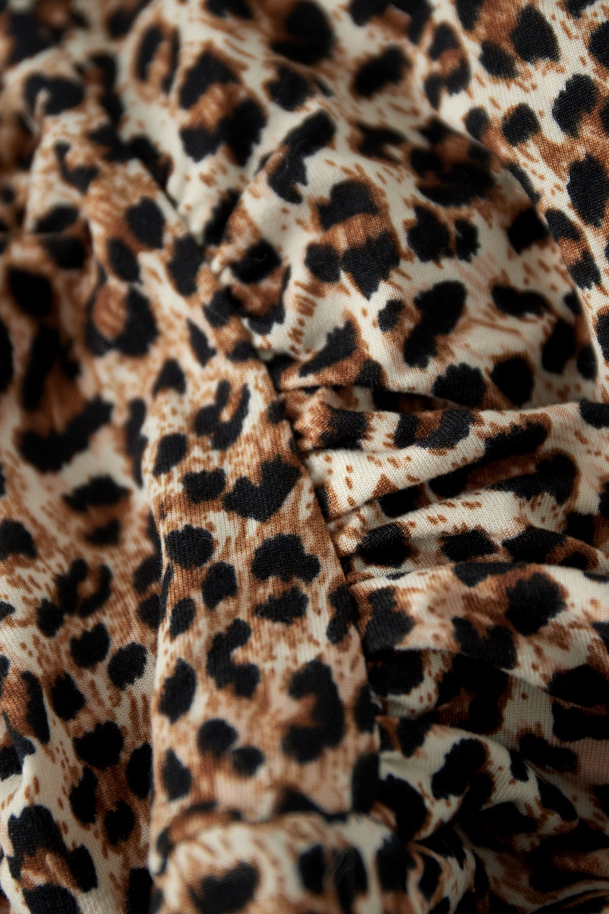 One shoulder panterprint body