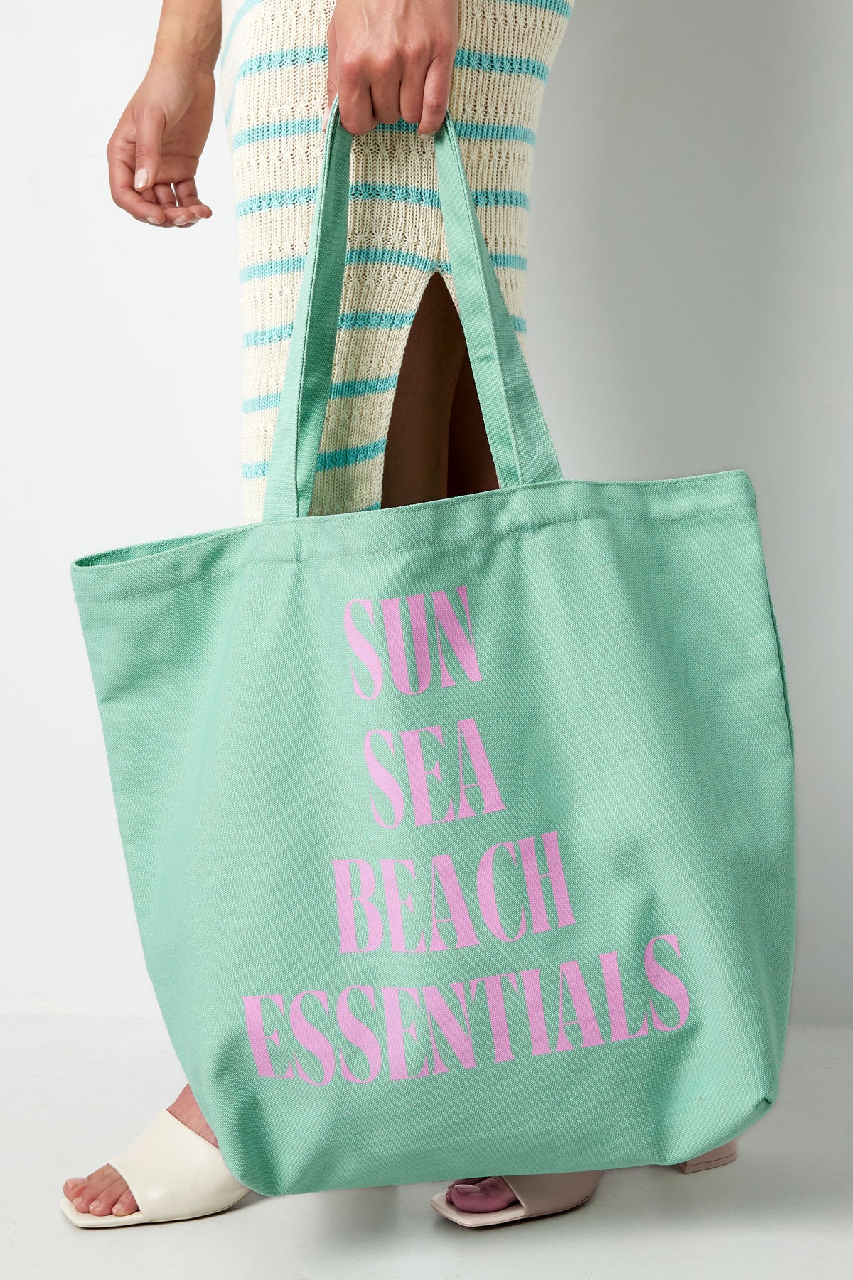 Canvas shopper beach essentials