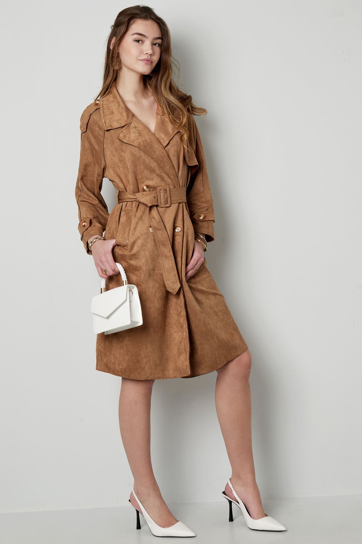 Klassieke trenchcoat suedine